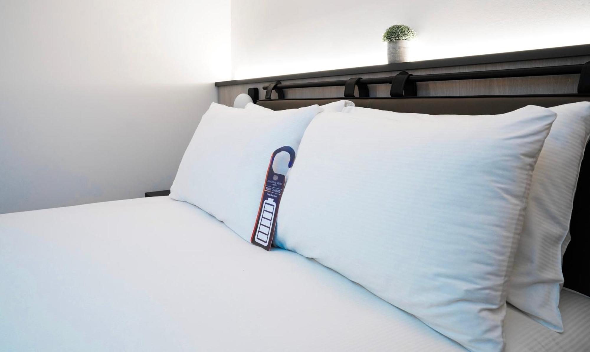 Southgate Hotel London East Barnet Bagian luar foto