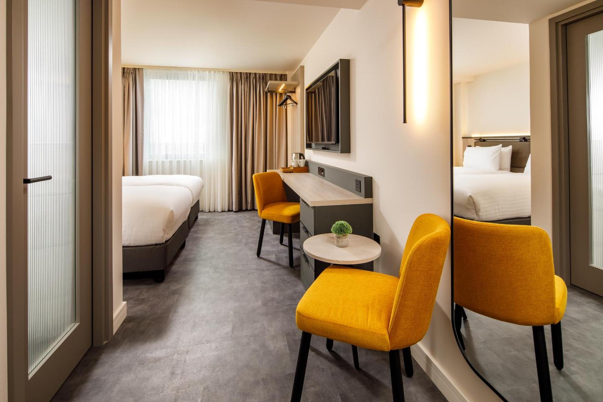 Southgate Hotel London East Barnet Bagian luar foto